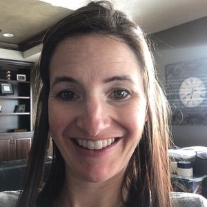 Meet your Posher, Becky